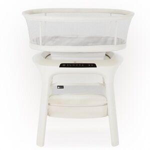mamaRoo sleep bassinet storage basket